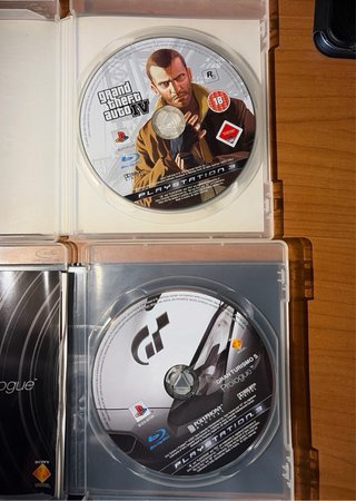 Lotto Giochi PS3: GTA IV & Gran Turismo 5