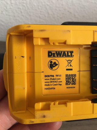 Taladro Original DeWalt DCD796
