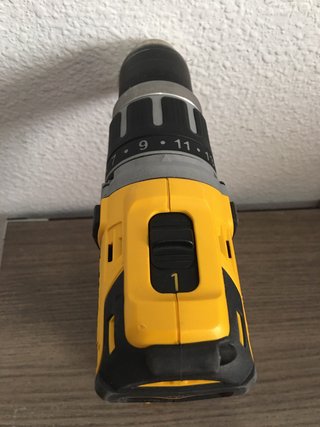 Taladro Original DeWalt DCD796