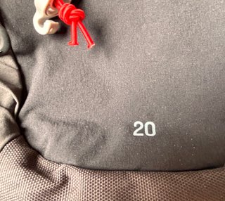 Mochila Quechua 20L Montaña Senderismo con funda