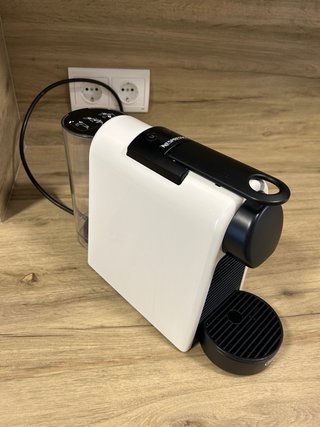 Cafetera Nespresso Blanca