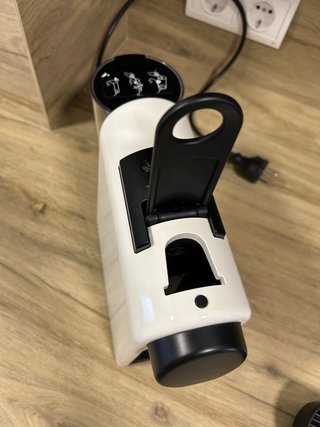 Cafetera Nespresso Blanca