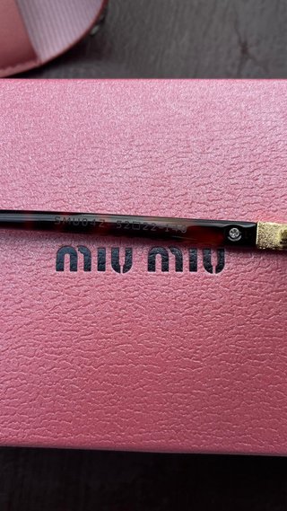 Gafas de sol Miu Miu – Estilo vintage / Y2K
