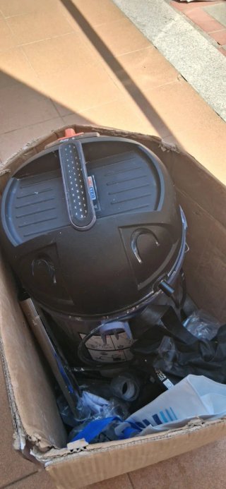 Aspiradora industrial 1200w solo se uso una ves