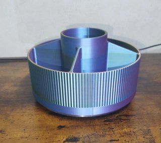 Portaoggetti con base girevole