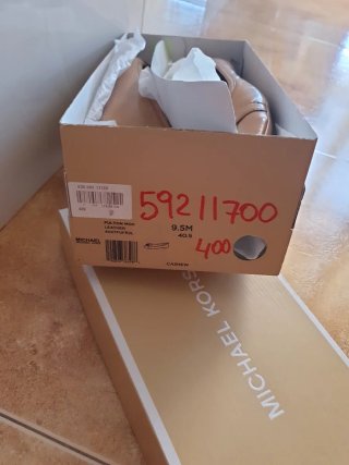 Mocasines Michael Kors T40.5 piel camel 55€.