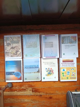 Libros carrera psicología de la UNED