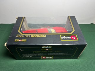 Ferrari GTO (1984) Bburago 1:18 Die-cast con scato