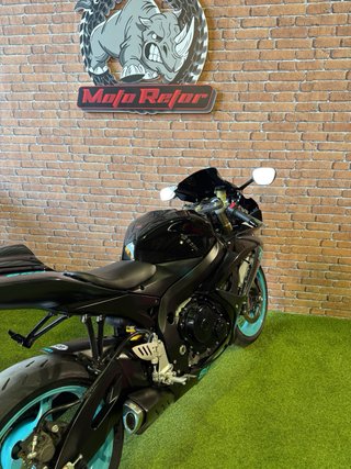 Suzuki gsxr 600 k7