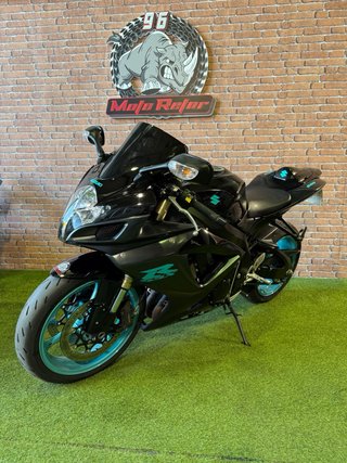 Suzuki gsxr 600 k7