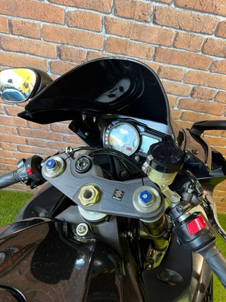 Suzuki gsxr 600 k7