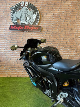 Suzuki gsxr 600 k7