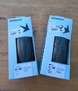 2 UNDS Schwalbe One TLR 700x28c "NUEVAS"+Camaras