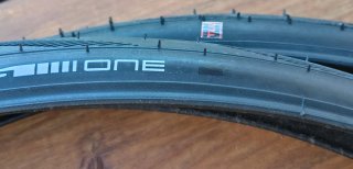 2 UNDS Schwalbe One TLR 700x28c "NUEVAS"+Camaras
