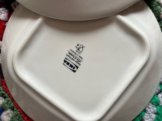 2 platos de Ikea