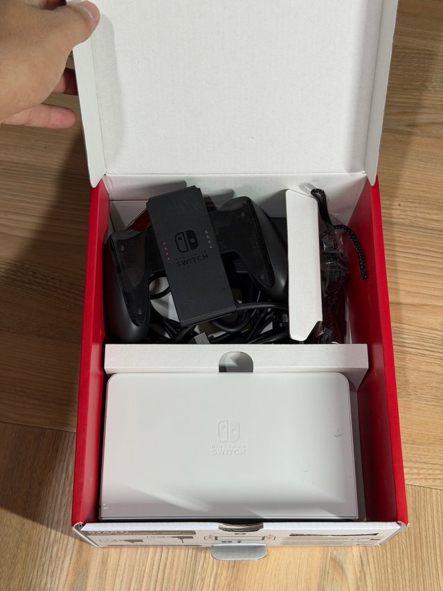 ¡Como NUEVA! Nintendo Switch OLED Completa