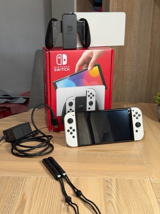 ¡Como NUEVA! Nintendo Switch OLED Completa