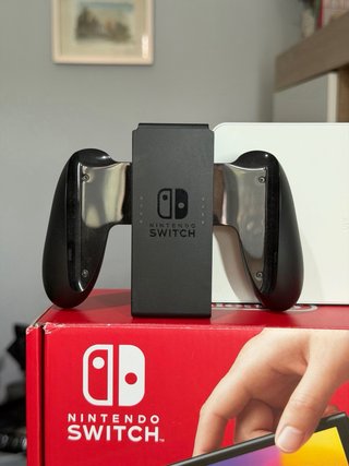 ¡Como NUEVA! Nintendo Switch OLED Completa