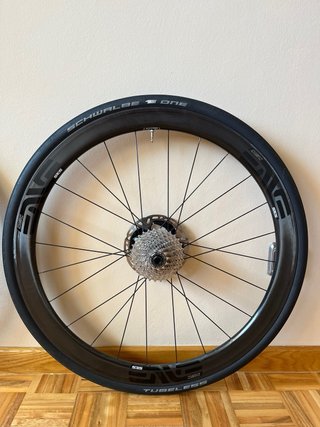 RUEDAS ENVE 3.4 SES CARBONO.