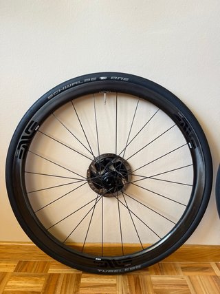 RUEDAS ENVE 3.4 SES CARBONO.
