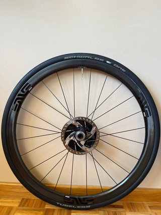 RUEDAS ENVE 3.4 SES CARBONO.