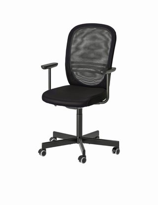 Escritorio blanco con cajón y silla.