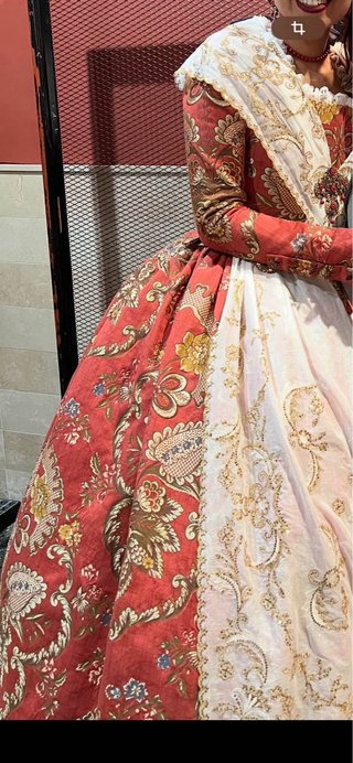 Traje de Fallera