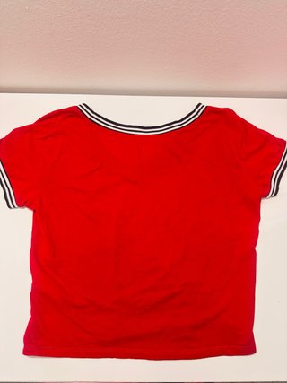 Camiseta Hollister Roja Cuello V