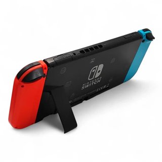 CONSOLA NINTENDO SWITCH  * MARCAS DE USO* + CARGADOR