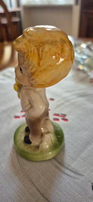 Soprammobile in ceramica o porcellana, vintage