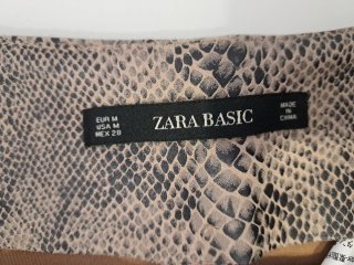 Minifalda pantalón estampado serpiente