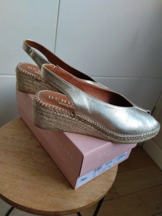 Sandalias Media cuña Piel