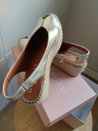 Sandalias Media cuña Piel