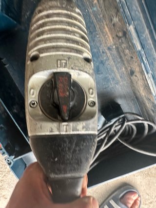 Se vende Martillo Bosch