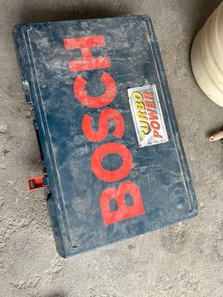 Se vende Martillo Bosch