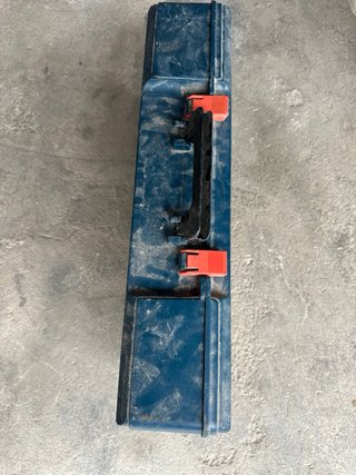 Se vende Martillo Bosch