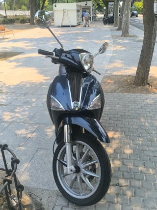 Vendo Moto liberty 125c.c