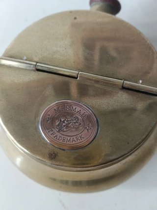 Cenicero portátil vintage