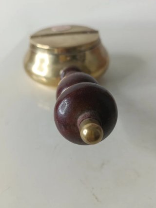 Cenicero portátil vintage