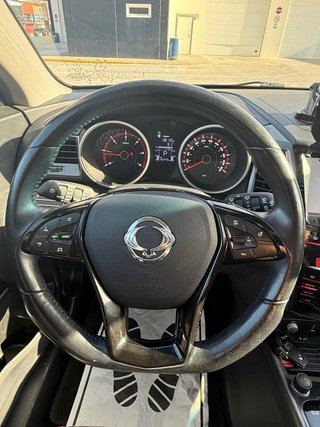 SSANGYONG XLV - 2018 - AUTOMATICO - CUERO - TECHO