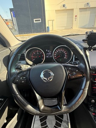 SSANGYONG XLV - 2018 - AUTOMATICO - CUERO - TECHO