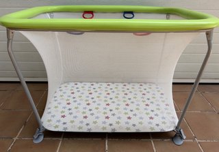 Parque infantil plegable, como nuevo!