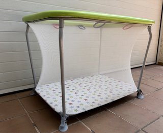 Parque infantil plegable, como nuevo!