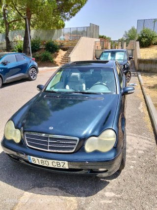 Mercedes-Benz Clase C 2003