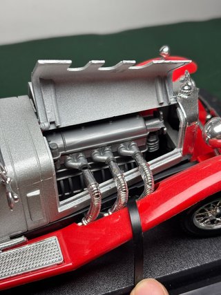 Mercedes-Benz SSK (1928) Bburago 1:24 Metal Model