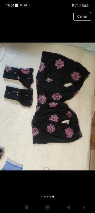 Conjunto de blusa y falda de fiesta