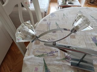 Hermosa Lámpara techo de cristal y acero.