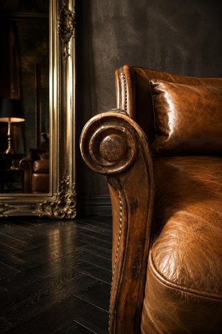 2 Sillones Orejeros Piel Marrón Vintage