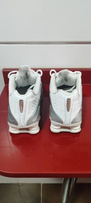 Zapatillas NIKE SHOX R4 Talla 38.