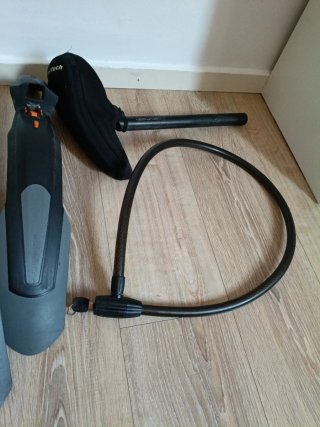 Pack Accesorios Bici: guardabarros, luces, gel